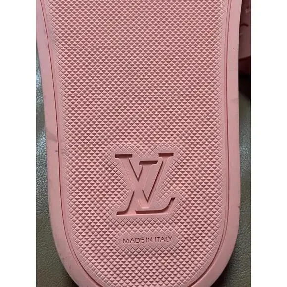 Louis Vuitton Slide Sandals - Stylish Coral - pearsons-glass  display picture 1